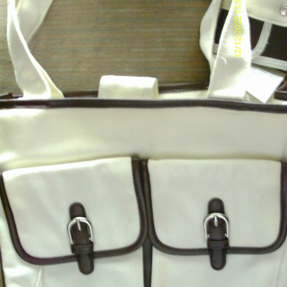 Canvas Tote w/Wallet